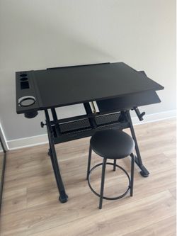 Art desk