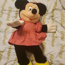32 Inch Classic Minnie Mouse