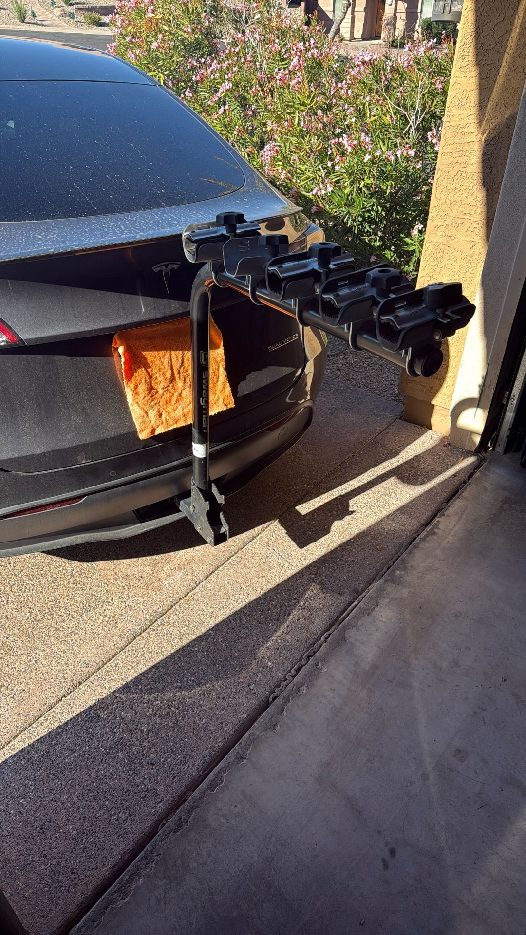 Swagman XP 5 Position Folding Hitch Mount Bike Carrier