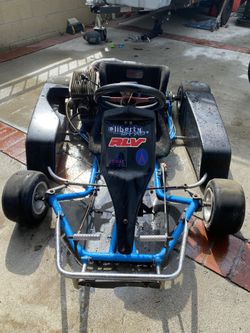 Yamaha Racing Go cart. Give your best price. Just needs a tune up then you can get it going