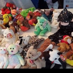 Brand New Lots And Lots Of Beanie Babies With Tags ( Never Used )    .