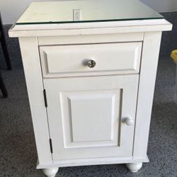 Pottery Barn Kids White Nightstand With Mirror Top