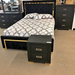 Bedroom Set Queen Or King 