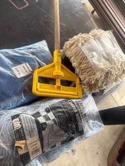 Commercial Mop Handle with Mop Heads