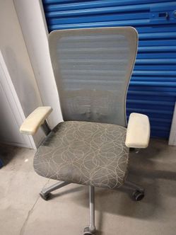 Haworth Zody Ergonomic Task Chair With Lumbar Support Tensioner