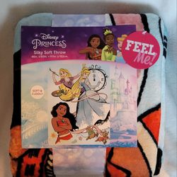 Disney Princess throw blanket