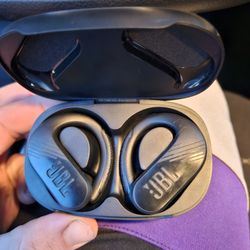 Noise Canceling Earbuds