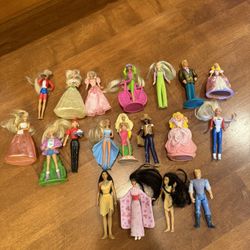 Vintage Barbie Figures Bundle Shipping Available