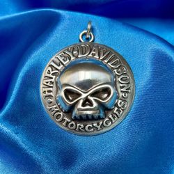 Harley-Davidson Willie G 3D Medallion Pendant