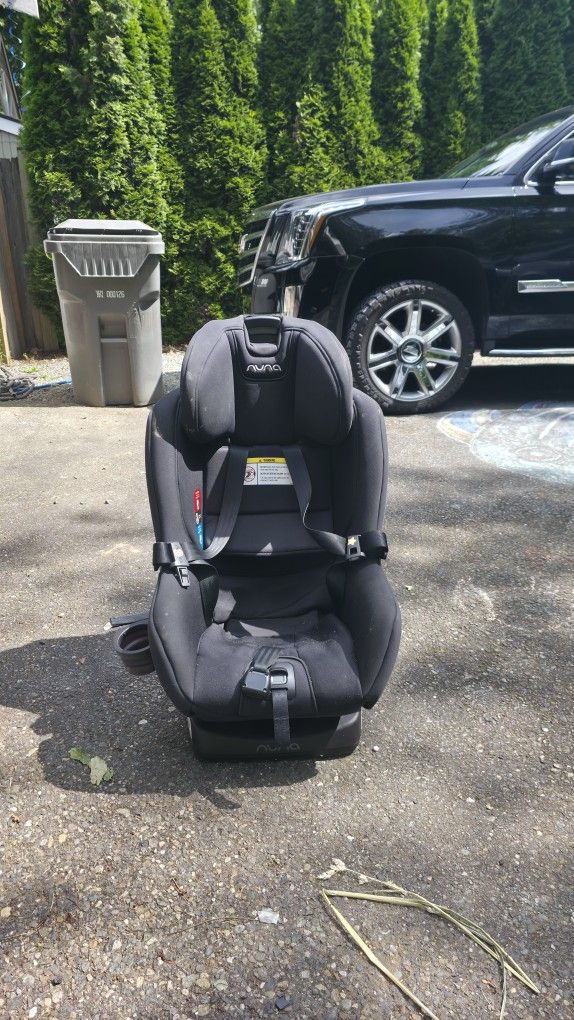 Nuna Rava Car Seat