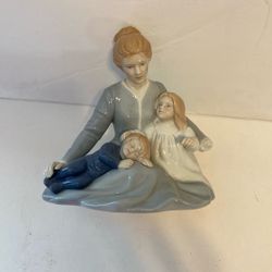 Mother With Children, Figuring. $10.