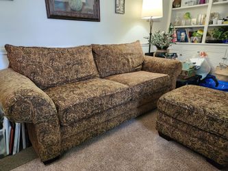 Nice Couch with Ottomann