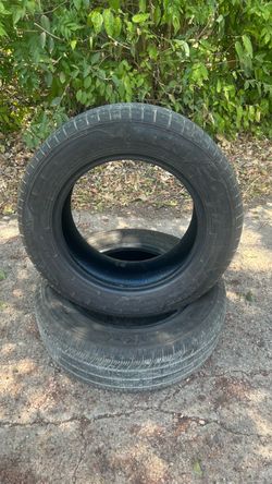 2 Tires 195/65R15 – 90% Tread – Excellent Condition