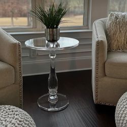 Side Table/ End Table 