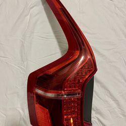 Volvo XC90 Tail Light