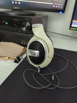 Sennheiser HD599 Headphones