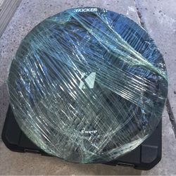 Kicker 12 Comp