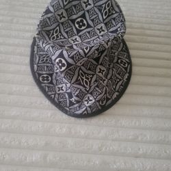 Louis Vuitton Bucket Hat, Good Xmas Gift
