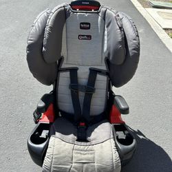 Great Condition Forward-Facing Harness-2-Boosters & Height Adjustable Booster Car Seats