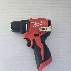 Milwaukee M12 12-volt Subcompact Brushless 3/8 In. Drill Driver(Tool Only)