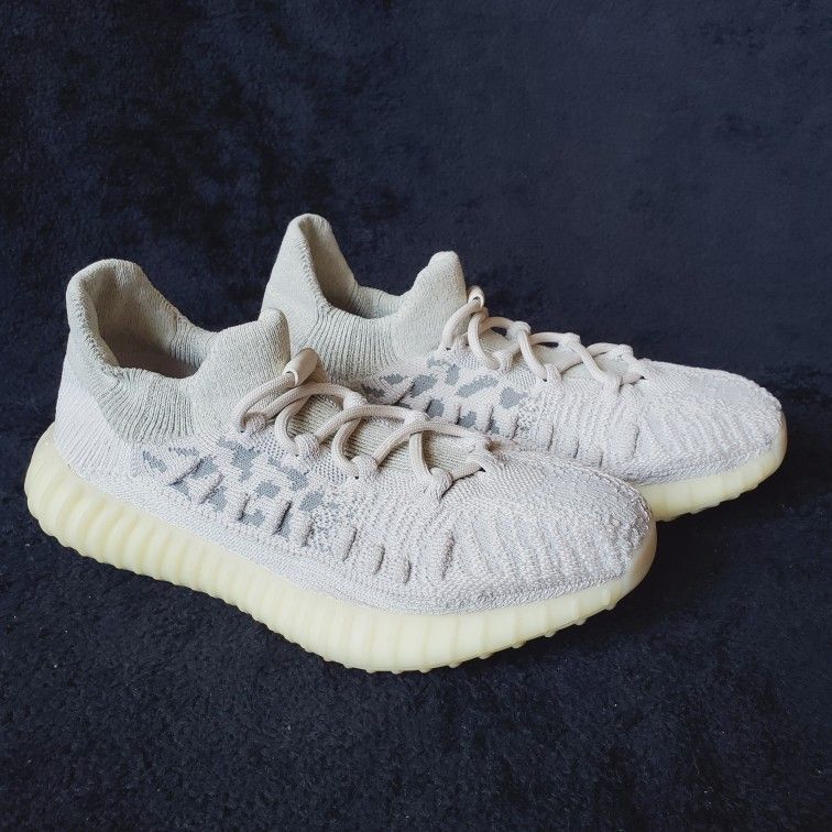 Adidas Yeezy 350 V2 CMPCT
Slate Bone Size 7