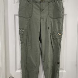 Style & Co Cargo pant/capri