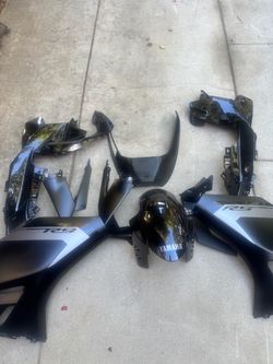 Yamaha R9 farings