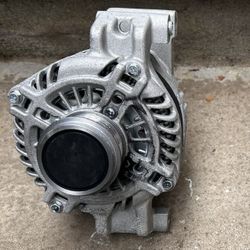 2014-2019 2.4L Jeep Cherokee 180Amp Alternator