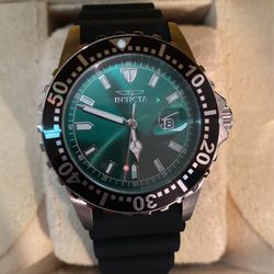 Invicta Watch (Green)