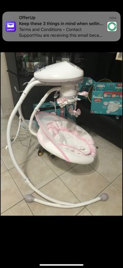 Fisher-Price ( Delux Cradled & Swing)