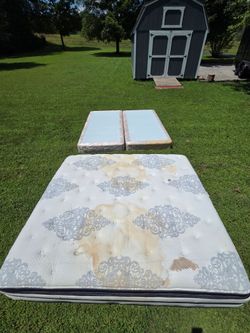 Cali king pillow top mattress and/or twin box spring