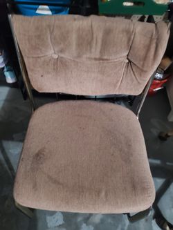 FREE CHAIR