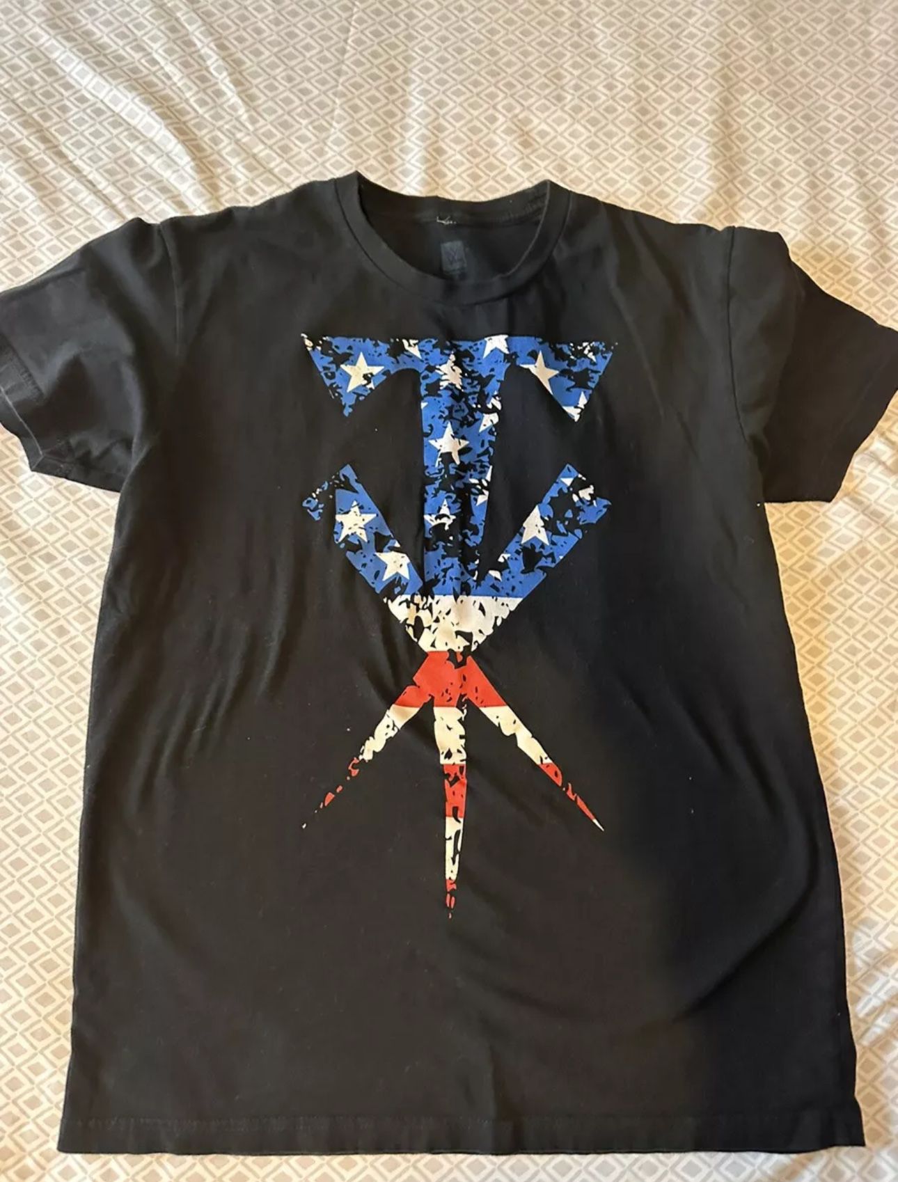 WWE Undertaker Symbol American Flag Shirt Size Medium (M). 