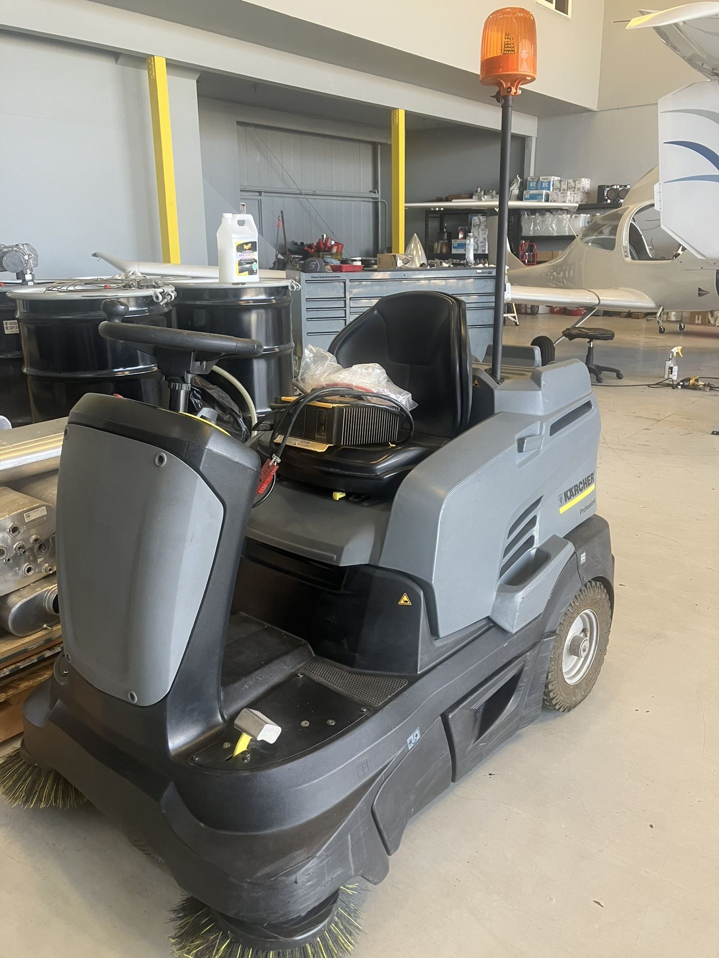 Karcher Ride On Sweeper