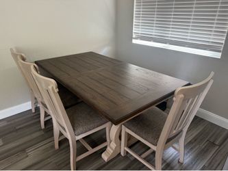 American furniture, dining table for chairs plus bench plus extendable table