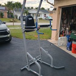 Pull Up Bar Dip Station And Exercise Rope 