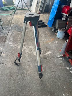 Bosch Professional Aluminum Tripod