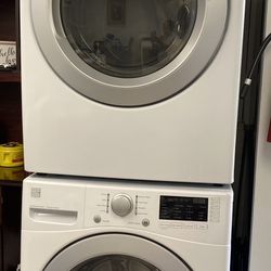 Kenmore  Washer And Dryer Set Working Good In very good condition