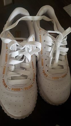 Puma girls size 5