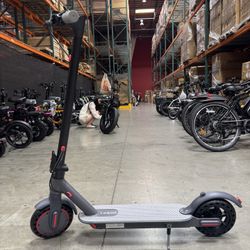 Electric scooter