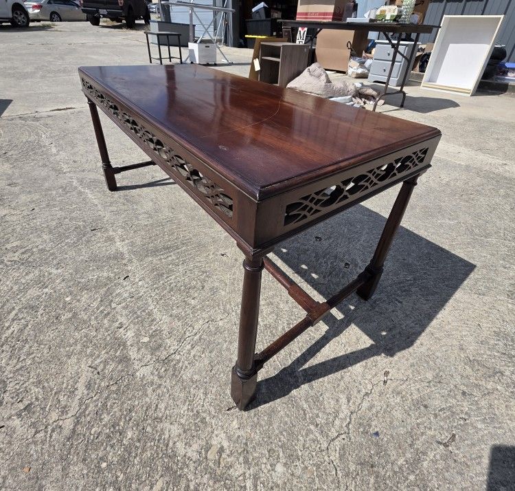 Antique Coffee Table, Lightweight However Sturdy And Stable,  Needs A New Coat Of Paint