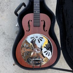 Gretsch G9200 Boxcar Round-Neck Resonator Guitar