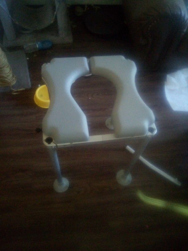 Nuprodx Portable Commode