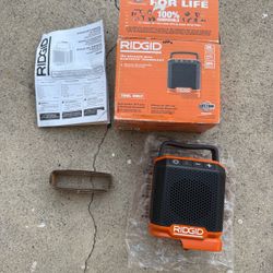 RIDGID 18V Cordless Speaker with Bluetooth Wireless Technology (Tool only)