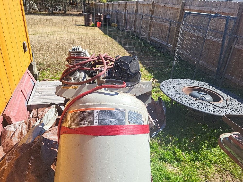6.5 60 Gallon Air Compressor