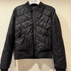 Lulumelon Reversible Jacket Size 4 Xsmall/small