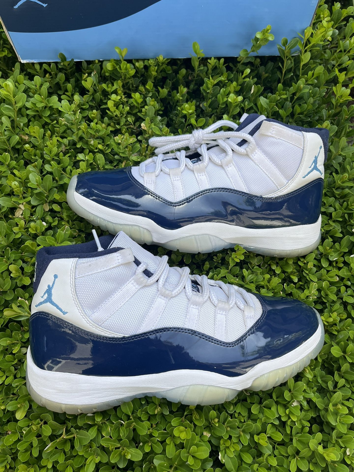 Size 9.5 - Jordan 11 Retro High Win Like '82