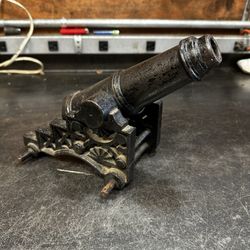 Antique European 18th-19th Century Iron Signal Cannon No Wheels Read Description