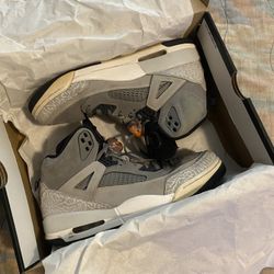 Size US Men 9 Jordan Spizike 