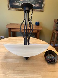3 Spencer light pendant,curved-arm bronze frame & glass bowl, 45” chain, good condition, see all pictures posted ,pick up in Lake Zürich